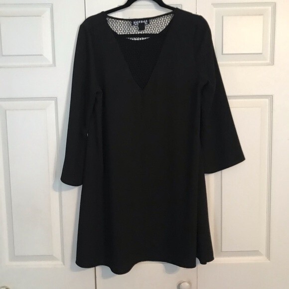 ATMOSPHERE Size 10 Black A-Line Style Crochet Dress Crewneck - Picture 3 of 7